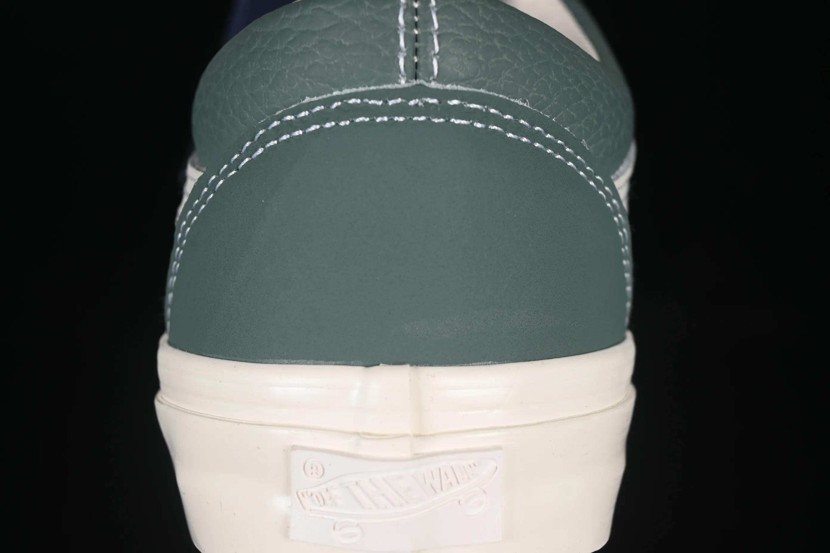 All categories Vans Vans series Vans Low Vans low-top Vans Old Skool 36 Vans high-end branch low-top retro casual sneakers VN000D57FRS